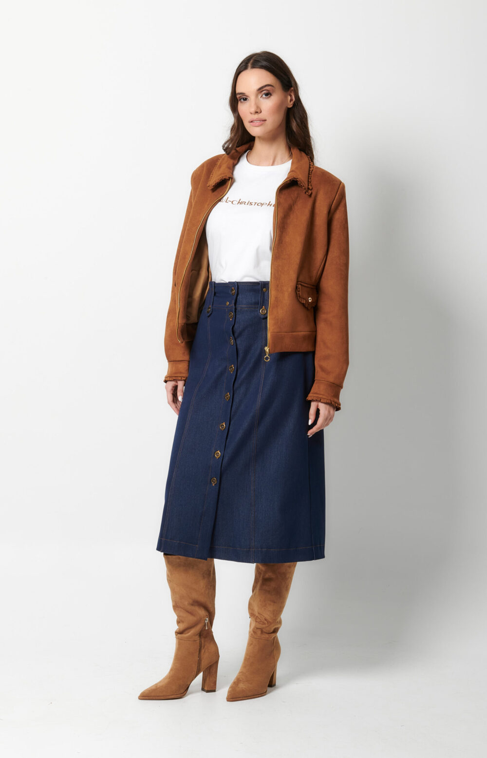 Σακάκι scuba suede VIRGI σε καφέ απόχρωση, ιδανικό για καθημερινές και κομψές εμφανίσεις